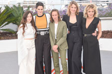 Luana Bajrami, Noémie Merlant, Céline Sciamma, Adèle Haenel, Valeria Golino