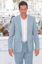 Simon Rex